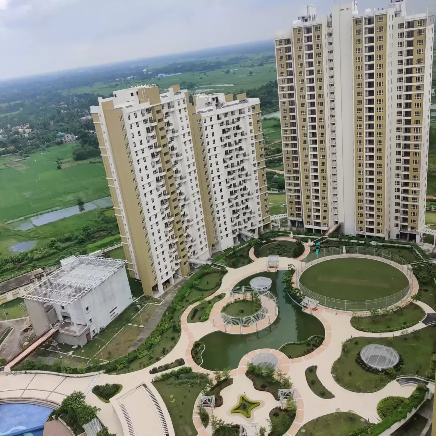 dlf-new-town-heights